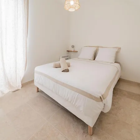 Le Grand Nimois, Clim, Spacieux 8 Pers Apartment *