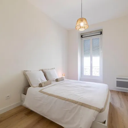 Grand 4 Centre Arenes A Pied 8 Pers 아파트 *