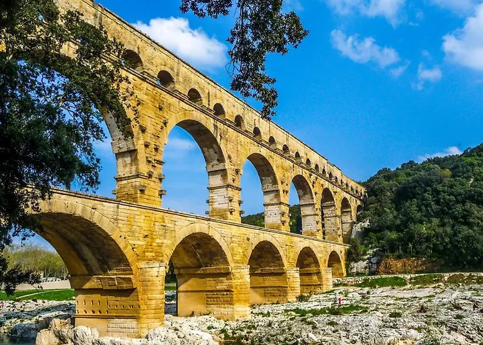 Spacieux 4 , Clim Au Coeur De Maisoncarreeconciergerie * Nîmes