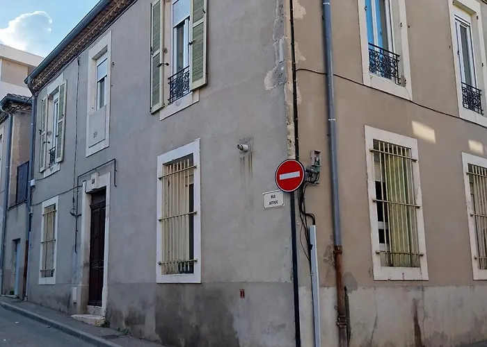 Spacieux 4 , Clim Au Coeur De Maisoncarreeconciergerie * Nîmes